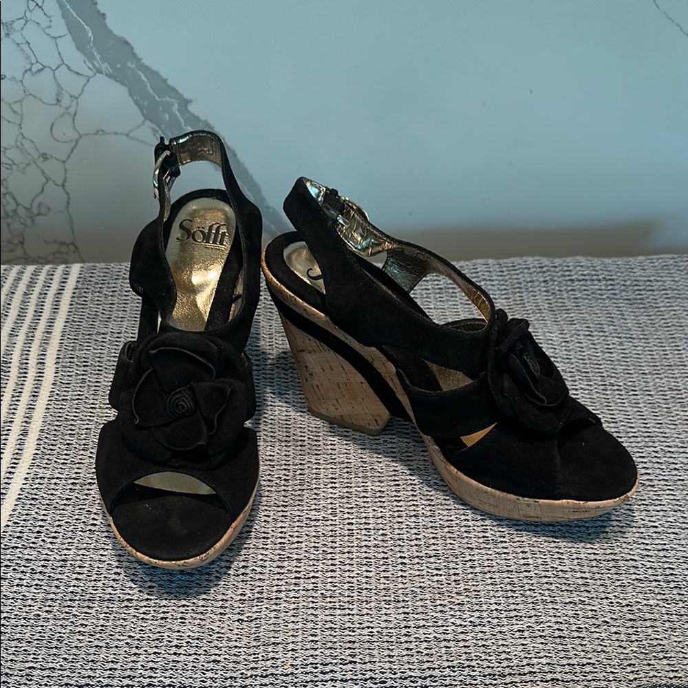 Sofft Women's Black Wedge Sandals